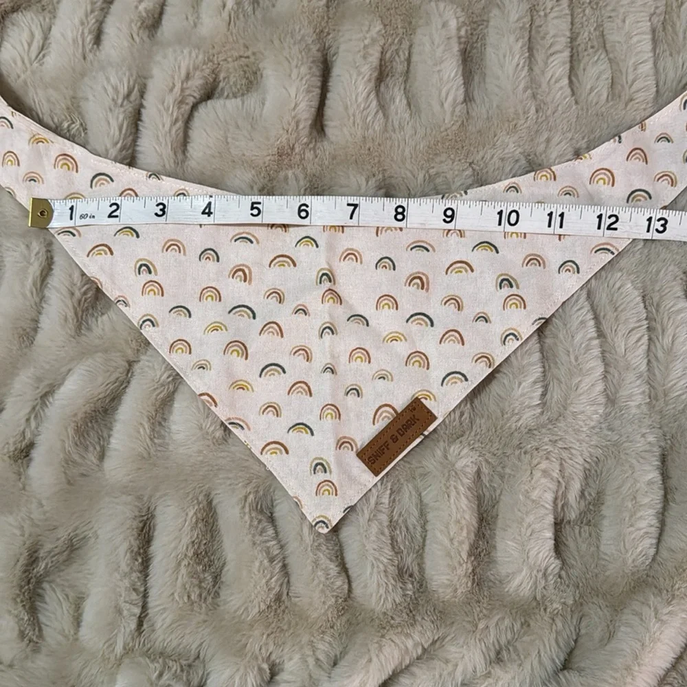 Sniff & Bark Rainbow bandana for pet. (Large)